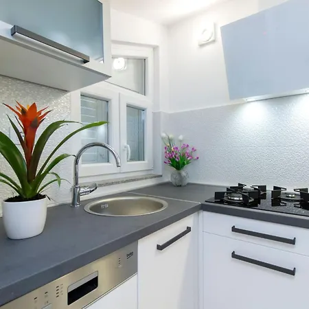 Vesna By Interhome * Grebaštica