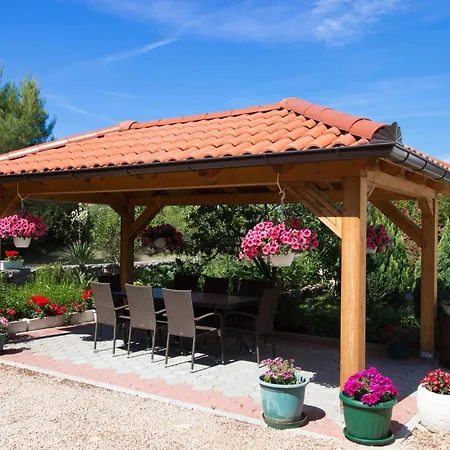 Vesna By Interhome * Grebaštica