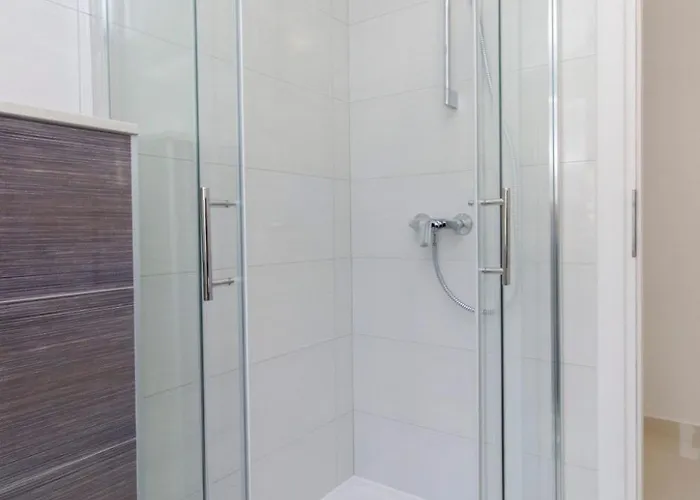 Apartment Apartmani Vesna Grebastica By Interhome Apartament *